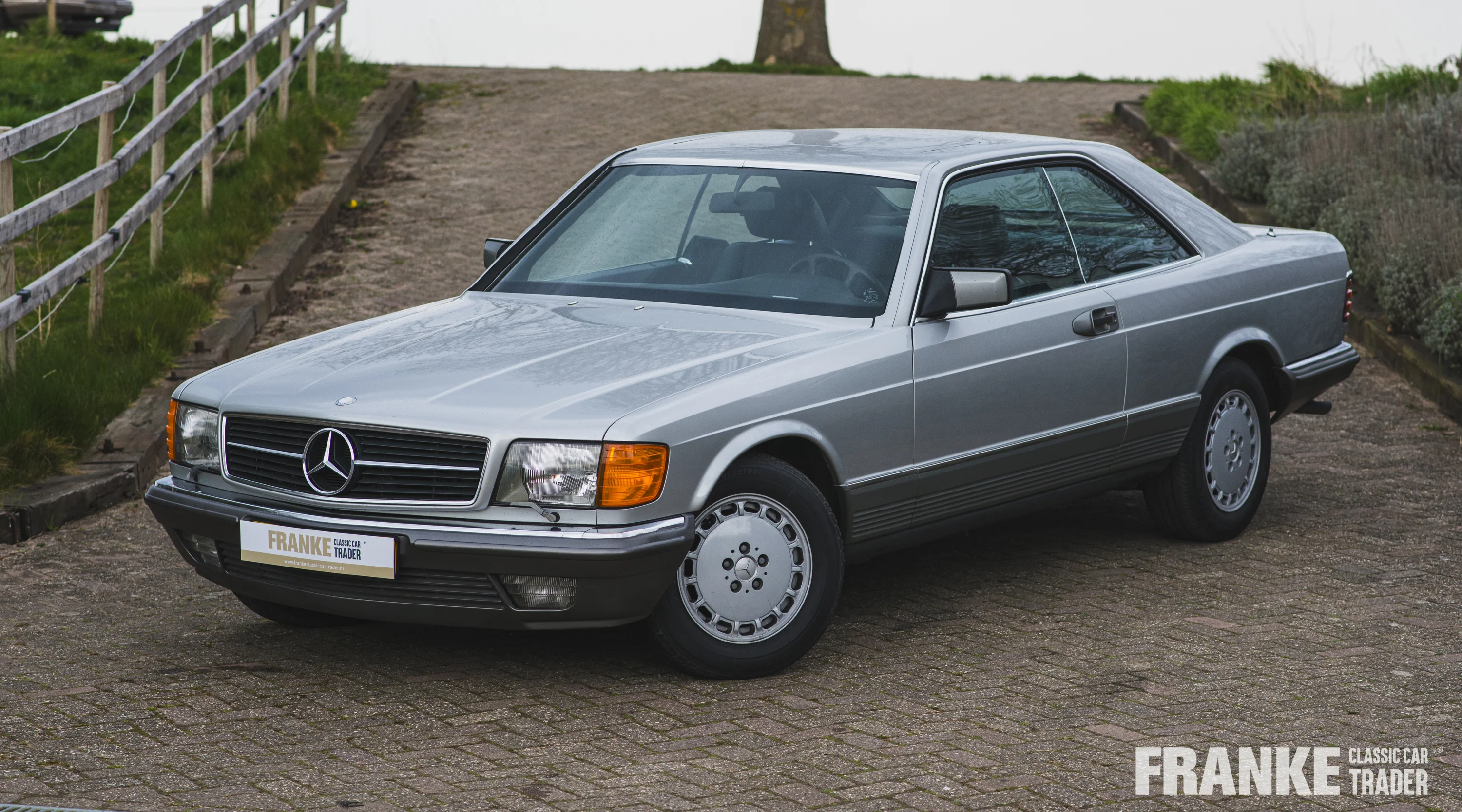 Mercedes-Benz 500 SEC - 1 mercedes 500 sec silver 834701 profielfoto - 3-2024