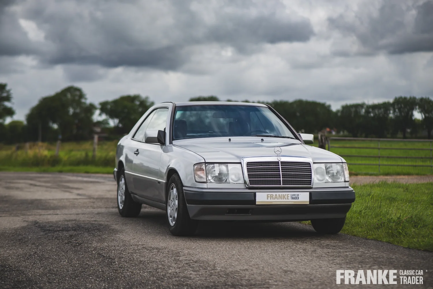 Mercedes-Benz 230 CE - 33 mb 230 cev 6244 - WDB1240431B611217