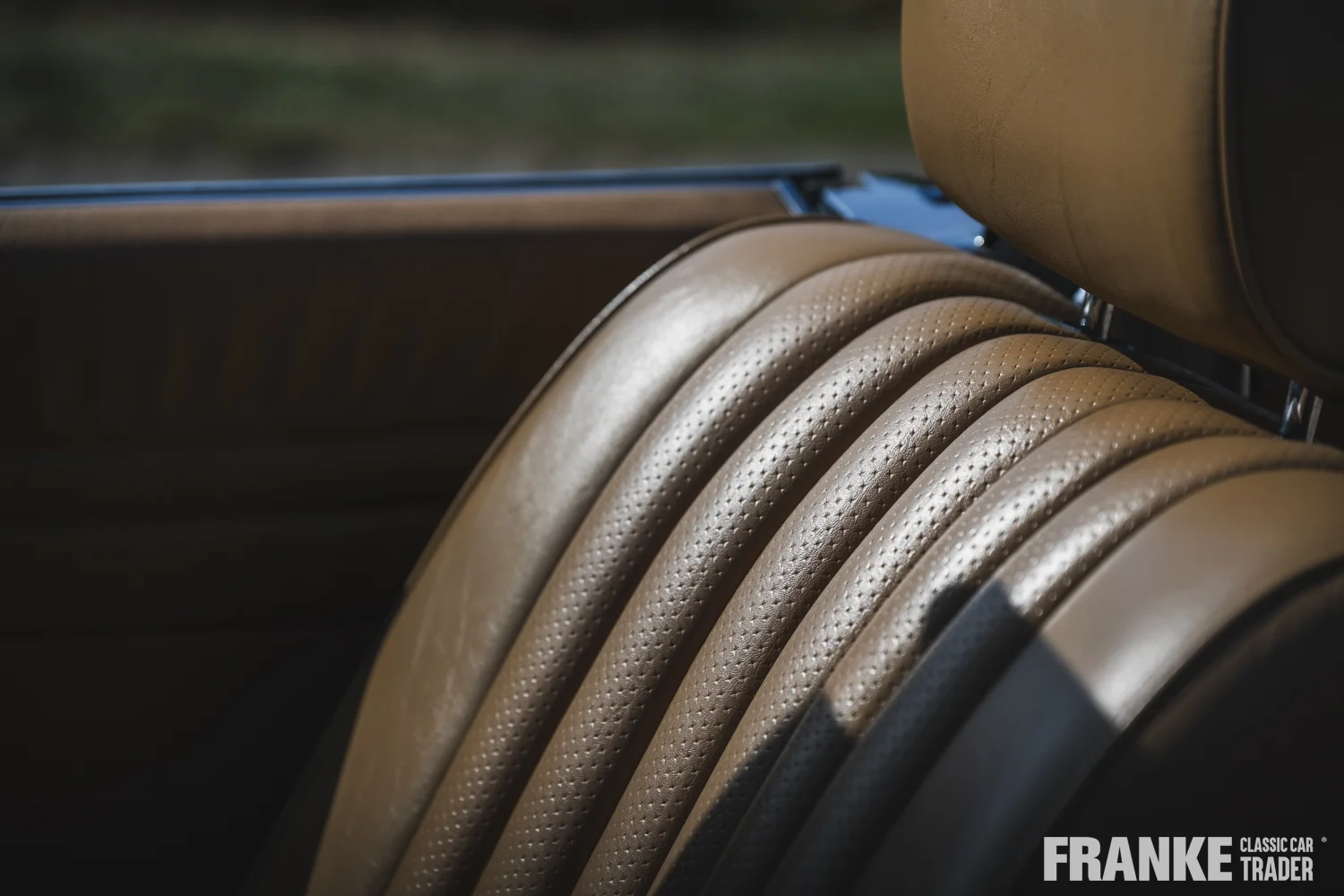 Mercedes-Benz 380 SL - 38 mb 380 sl 84 306 - WDBBA45A1EA008946