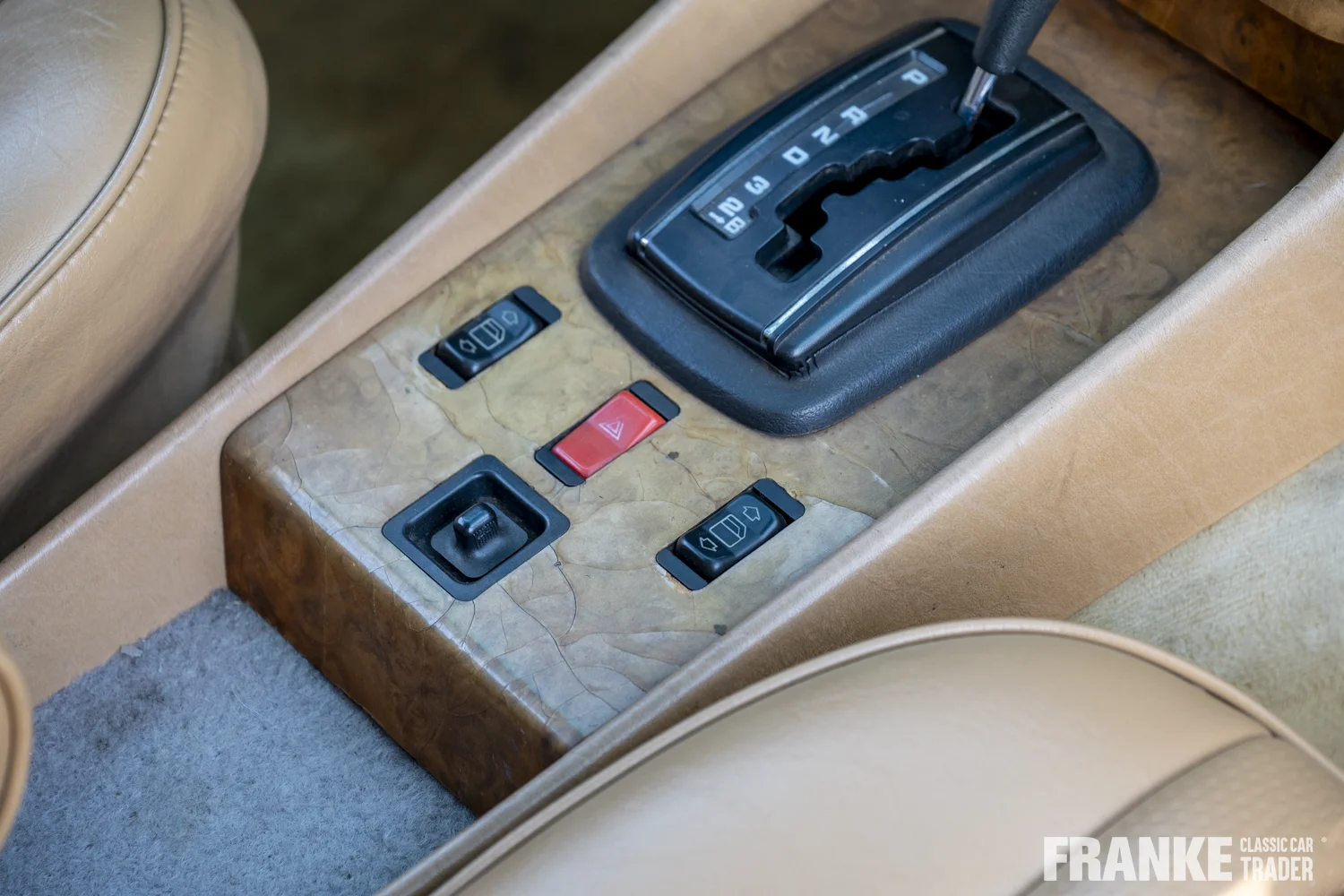 Mercedes-Benz 380 SL - 39 mb 380 sl 84 332 - WDBBA45A1EA008946