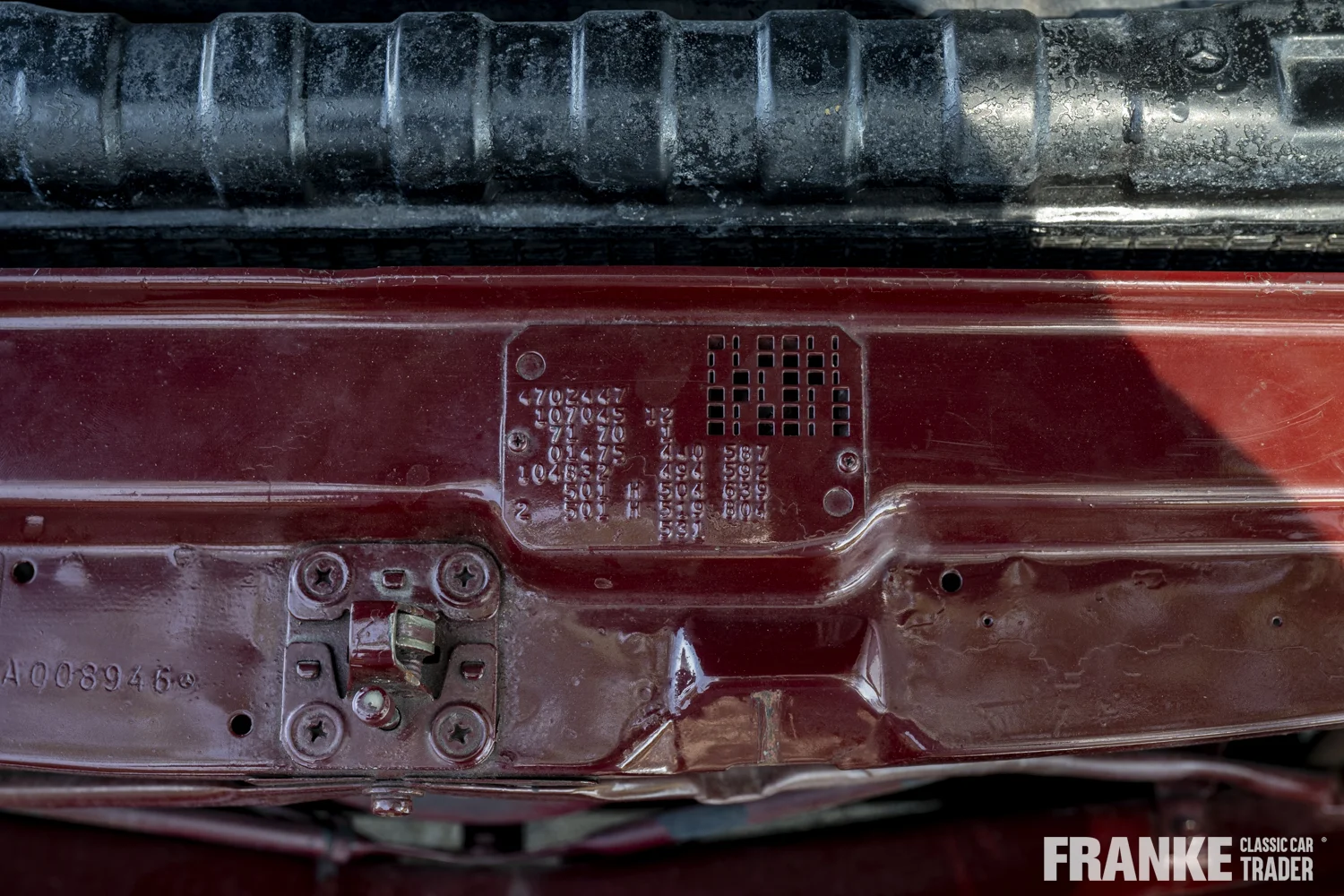 Mercedes-Benz 380 SL - 42 mb 380 sl 84 812 - WDBBA45A1EA008946