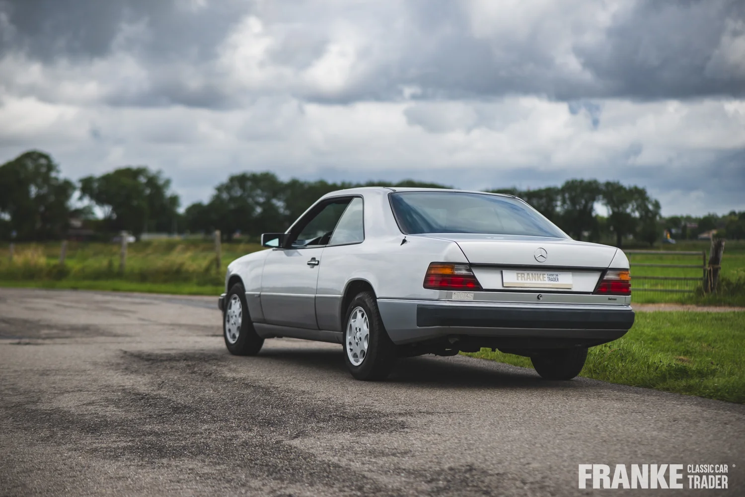 Mercedes-Benz 230 CE - 46 mb 230 cev 6327 - WDB1240431B611217