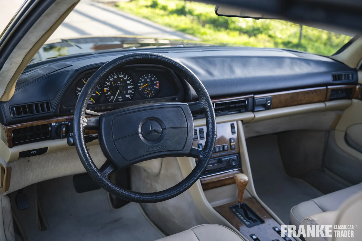 Mercedes-Benz 500 SEC (C126) - 52 fcct 3385 - WDB1260441A127476