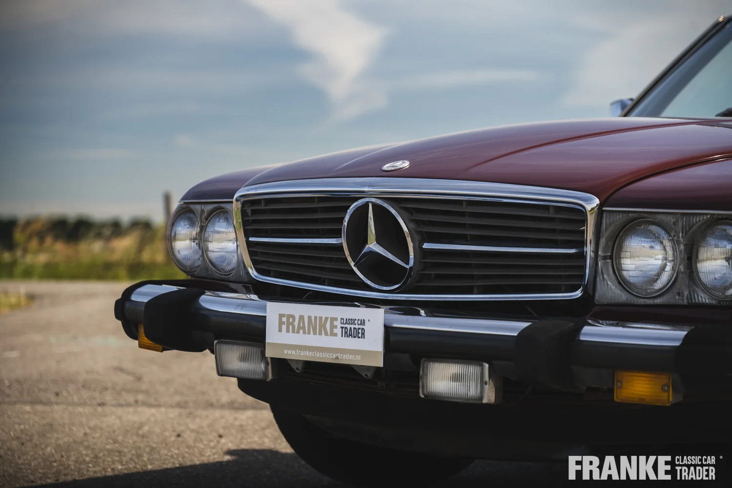 Mercedes-Benz 380 SL - 6 mb 380 sl 84 282 - WDBBA45A1EA008946