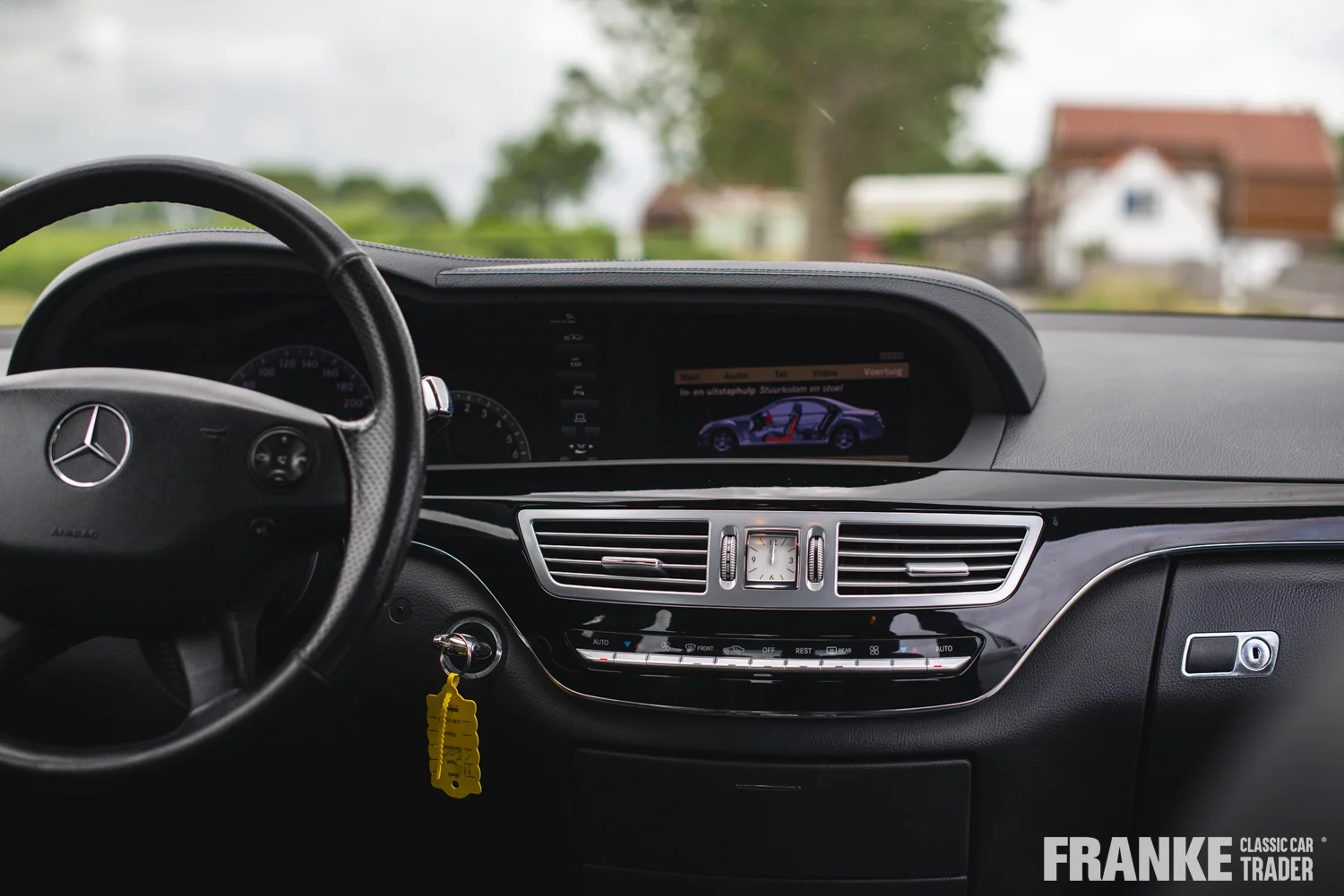 Mercedes S500 5.5 V8 - 61 fcct mb s500 6523 - S-320-HF