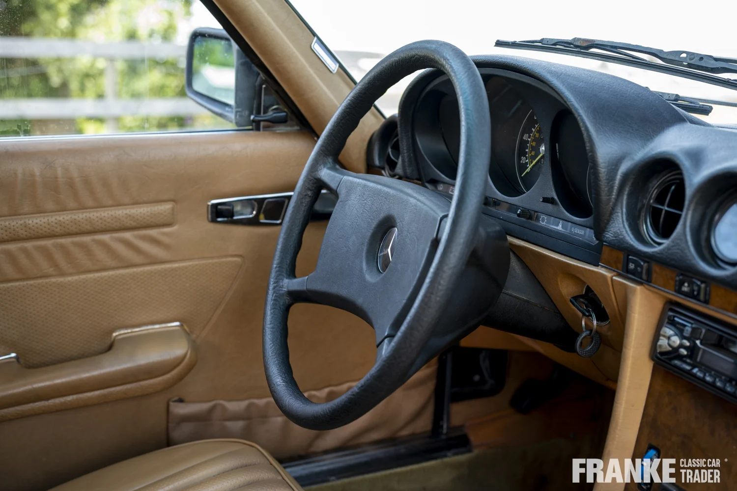 Mercedes-Benz 380 SL - 7 mb 380 sl 84 330 - WDBBA45A1EA008946