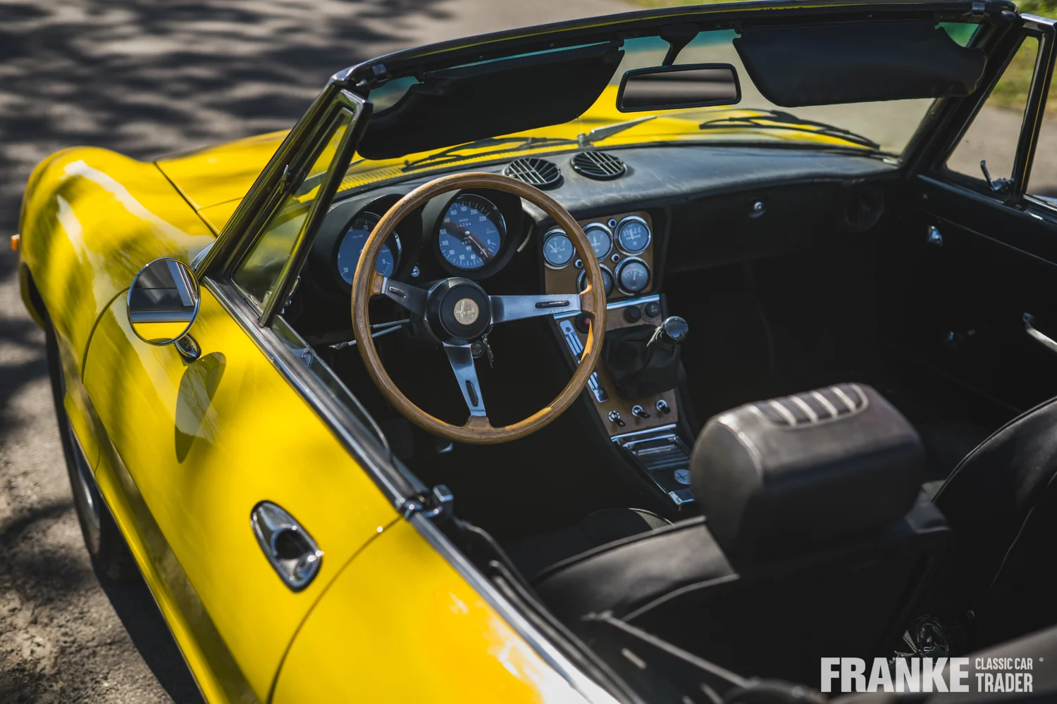 Alfa Romeo Spider - Alfa romeo spider 72 geel fcct 4 - 197209-2025