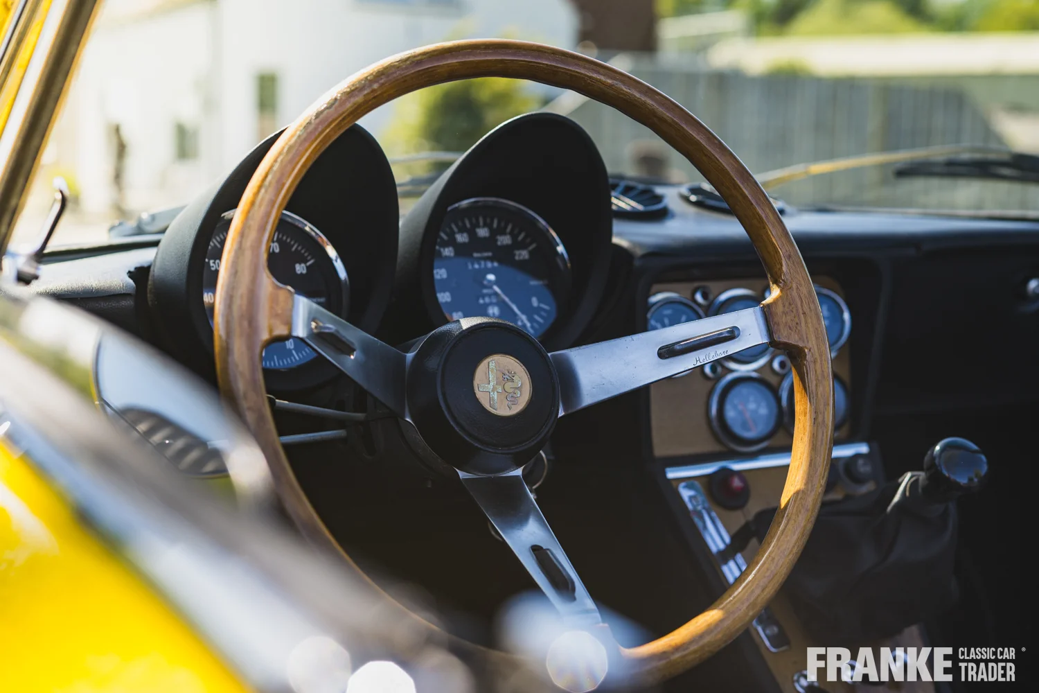 Alfa Romeo Spider - Alfa romeo spider 72 geel fcct 9 - 197209-2025