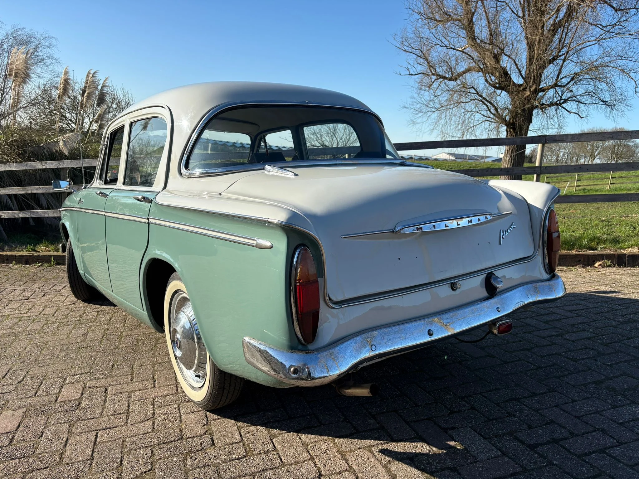 Hillman Minx - C415a1d3 a4b3 4f02 9cd5 b68e2ff6411c 2 - Hillman-Minx-3-26
