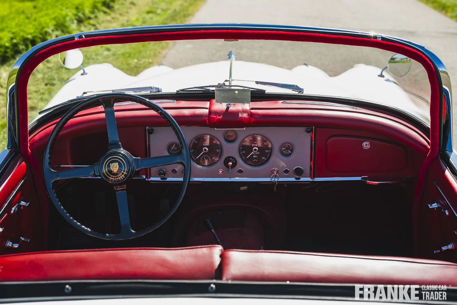 Jaguar XK150 - Jaguar xk150 cream fcct 8067 - xk150-4-26
