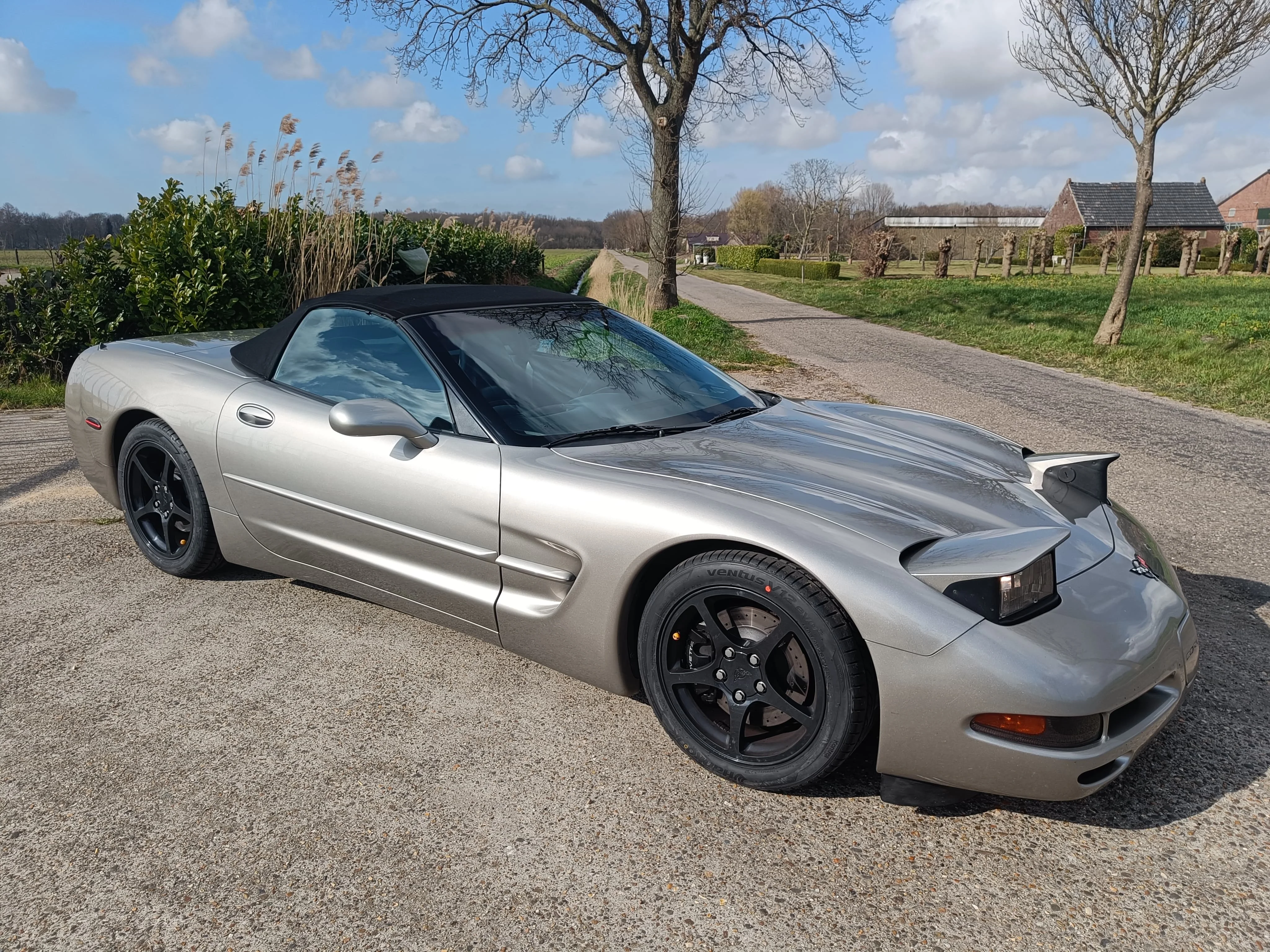 Chevrolet Corvette - Photo 2025 06 21 22 27 49 1 - Corvette-3-26