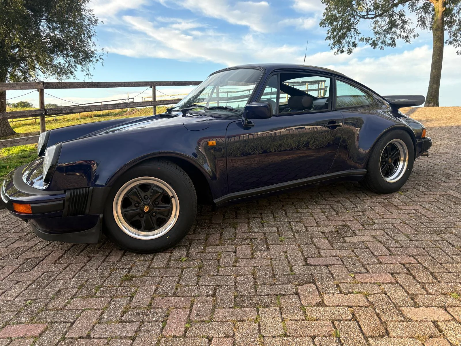 Porsche 911 - Photo 2025 09 13 20 01 21 - 911-3-26